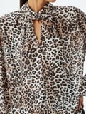 Leopar Bluz Hafif Dik Yaka Pencere Detaylı Uzun Kollu