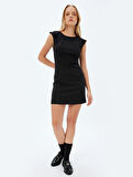 Kolsuz Mini Elbise Yuvarlak Yaka 