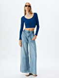 Crop Tişört Uzun Kollu Fiyonk Detaylı U Yaka Slim Fit
