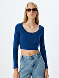 Crop Tişört Uzun Kollu Fiyonk Detaylı U Yaka Slim Fit