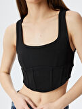 Crop Korse Görünümlü Üst Kolsuz Kare Yaka 