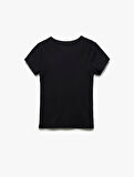 Slim Fit Pamuklu Kısa Kollu Bisiklet Yaka Kadın Basic Tişört