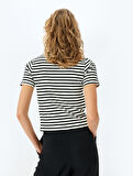 Viskon Karışımlı Kısa Kollu Bisiklet Yaka Çizgili Tişört