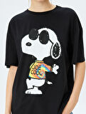 Snoopy Baskılı Kısa Kollu Bisiklet Yaka Lisanslı Tişört