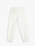 Rahat Kesim Cep Detaylı Pamuklu Basic Jogger Pantolon