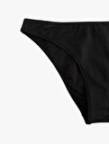 Astarlı Basic Bikini Altı