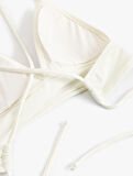 Bağlama Detaylı Arkası Çapraz Askılı Bralet Bikini Üstü