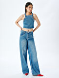 Taş Detaylı Sırtı Bağcıklı Crop Kolsuz Denim Bluz