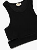 Pencere Detaylı Slim Fit Bürümcük Kolsuz Bisiklet Yaka Crop Atlet