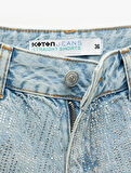 Yüksek Bel Rahat Kesim Pamuklu Yırtık Mini Denim Şort