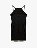 Slim Fit Yırtmaç Detaylı Halter Yaka Kolsuz Mini Elbise