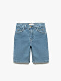 Pamuklu Cep Detaylı Slim Fit Denim Şort