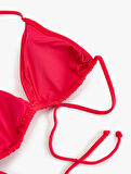 Boyundan Bağlamalı İpli Üçgen Bikini Üstü
