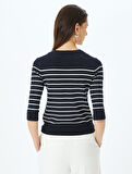 Yuvarlak Yaka 3/4 Uzun Kollu Çizgili Triko Kazak