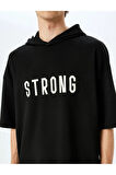 Kapşonlu İşlemeli Şardonlu Kısa Kollu Oversize Spor Sweatshirt