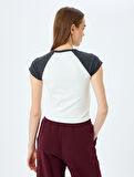Bisiklet Yaka Renk Bloklu Basic Slim Fit Kısa Kollu Reglan Kol Tişört