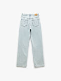Pamuklu Yıpratma Detaylı Düz Paça Denim Pantolon - Straight Fit Jean