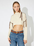 Koton X Zeynep Bastık - Oversize Crop Kazak Püskül Detaylı Saç Örgü Dokulu Dik Yaka Uzun Kollu 