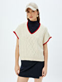 V Yaka Renk Kontrast Detaylı Saç Örgü Oversize Süveter