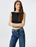 Kolsuz Üst Dokulu Arkası Dekolte Detaylı 