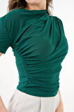 Zümrüt Yeşili Omuz ve Beli Drape Büzgülü Likralı Örme Bluz