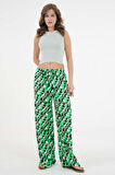 Yeşil Beli Lastikli Bağlamalı Bol Paça Dokuma Pantolon