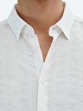 Beyaz Regular Fit Dokuma Klasik Gömlek