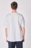 Erkek Dokulu Oversize Bisiklet Yaka Kısa Kollu Tişört
