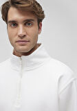 Yarı Fermuarlı Beyaz Basic Sweatshirt 0S10278-70057