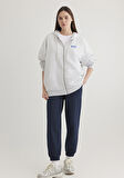 Mavi Logo Baskılı Kapüşonlu Gri Sweatshirt 1S10246-88468