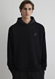 Mavi Pro Baskılı Kapüşonlu Siyah Sweatshirt 0S10353-71379
