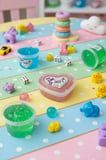 Sino Simli Slime Oyun Jeli 140 Gr – Kalp Kutulu Parlak Esnek Doku