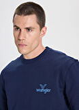 Wrangler Bisiklet Yaka Lacivert Erkek Sweatshırt W6895935358 Lacivert Sweatshirt