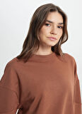 Wrangler Bisiklet Yaka Deve Tüyü Kadın Sweatshırt W242451825 Dark Camel Sweatshirt