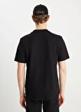Wrangler Bisiklet Yaka Siyah Erkek T-Shirt W2510718001 Siyah T-Shirt