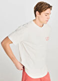 Lee Bisiklet Yaka Ekru Erkek T-Shirt LD798679923 Relaxed Fit Grafik