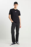 %100 Pamuk Regular Fit Normal Kesim Siyah Minimal Logo Tişört