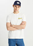 Wrangler Bisiklet Yaka Ekru Erkek T-Shirt W2510748102 Regular Fit Grafik
