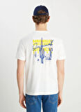 Wrangler Bisiklet Yaka Ekru Erkek T-Shirt W2510748102 Regular Fit Grafik