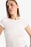 DeFacto Slim Fit Dar Kesim Kayık Yaka Basic Düz Fitilli Kaşkorse Kısa Kollu Tişört F5015AX25SMER105
