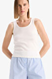 DeFacto Regular Fit Yuvarlak Yaka Kolsuz Ribana Pijama Üstü-Fall in Love F0110AX25SMER98