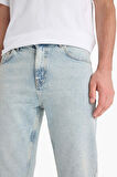 DeFacto %100 Pamuk 90's Slim Fit Dar Kalıp Yüksek Bel Dar Paça Jean Yıkamalı Pantolon F3903AX25SMNM39