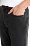 Straight Fit Düz Paça Jean Pantolon