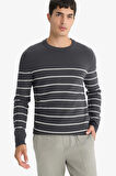 Standart Fit Bisiklet Yaka Çizgili Triko Kazak