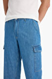 DeFacto %100 Pamuk Hafif Kumaş Regular Fit Jean Uzun Bermuda Şort F4223AX25SMNM39