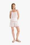 DeFacto 	Regular Fit Pijama Takımı Desenli Askılı Pijama Üstü Esnek Belli Şort Pijama Altı-Fall in Love F5774AX25SMER85