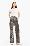 Straight Fit Yüksek Bel Leopar Desenli Uzun Boy Gabardin Pantolon