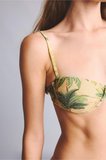DeFacto Regular Fıt Çiçekli Simli Kumaş Bikini Üstü G7029AX26SMKH452