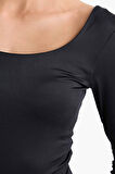 Kare Yaka Uzun Kollu Çıtçıtlı Body
