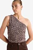 Slim Fit Dar Kesim Leopar Desenli Tek Omuzlu Tül Bluz